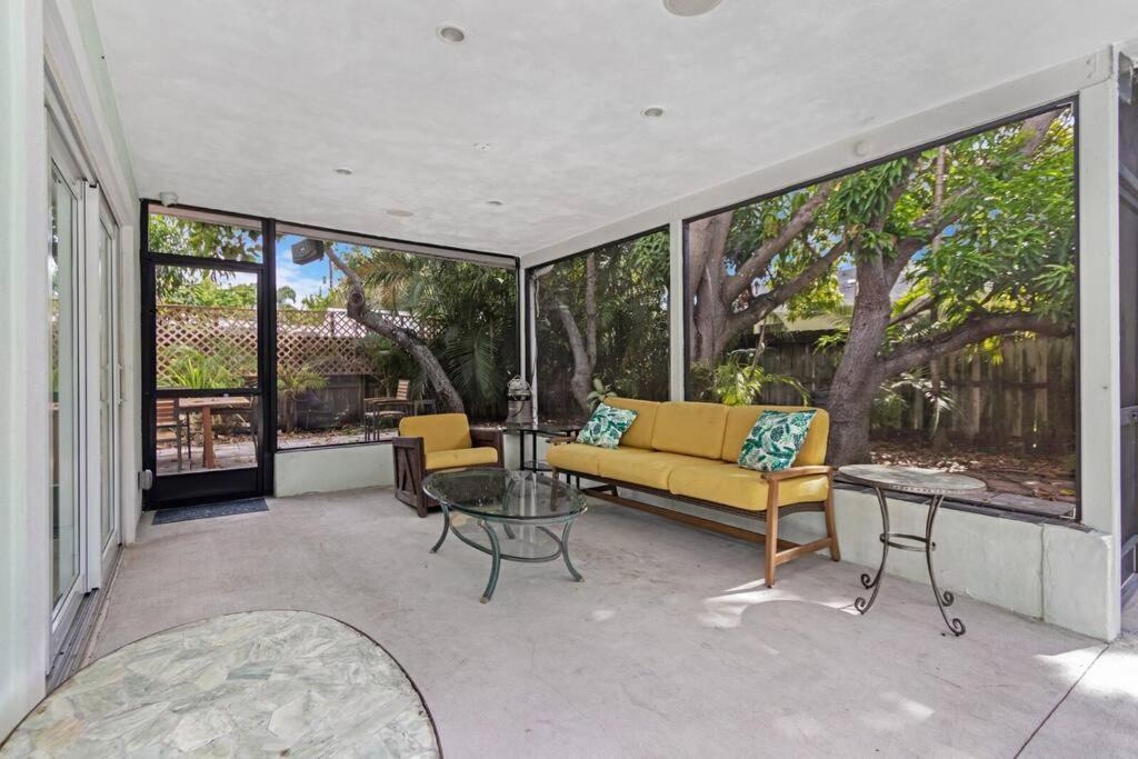 Heated Pool I Soundproof Home I Firepit I 630Mbps Hollywood Dış mekan fotoğraf