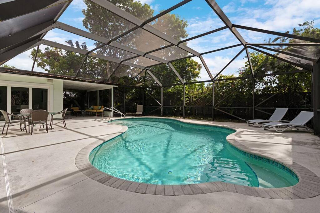 Heated Pool I Soundproof Home I Firepit I 630Mbps Hollywood Dış mekan fotoğraf